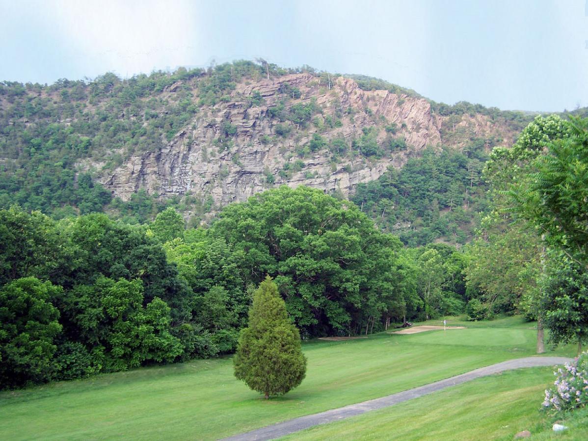 Cliff View Inn Covington Esterno foto